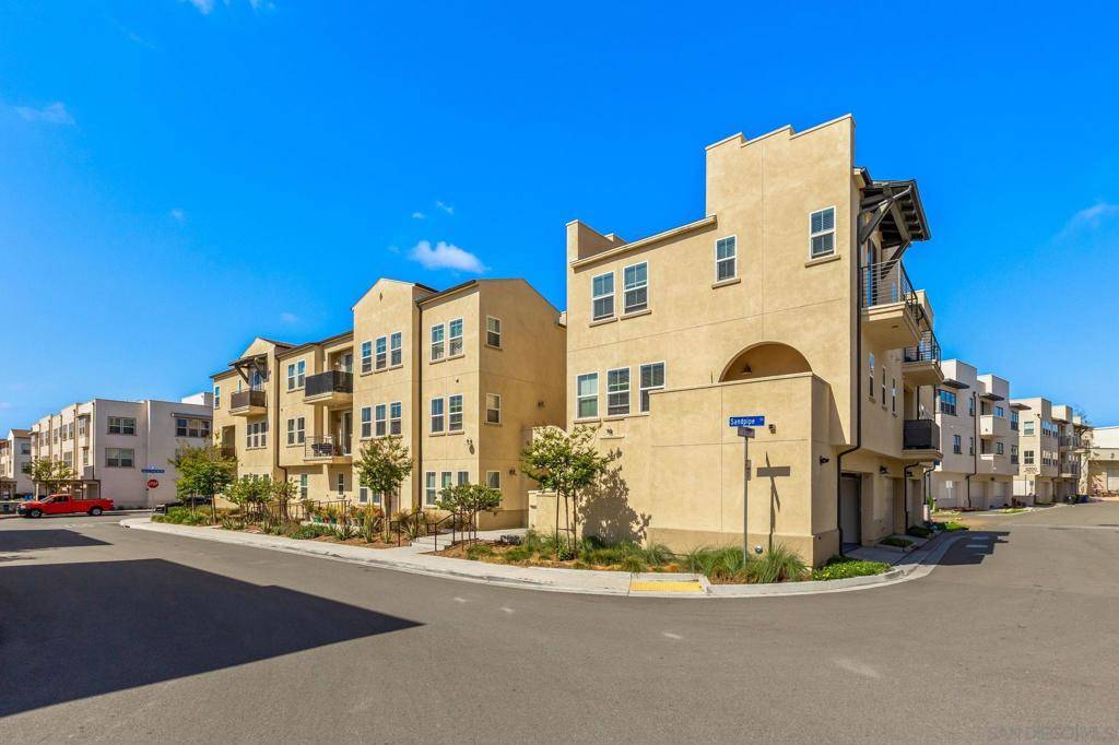 San Diego, CA 92154,5405 Beach Grass Ln #134