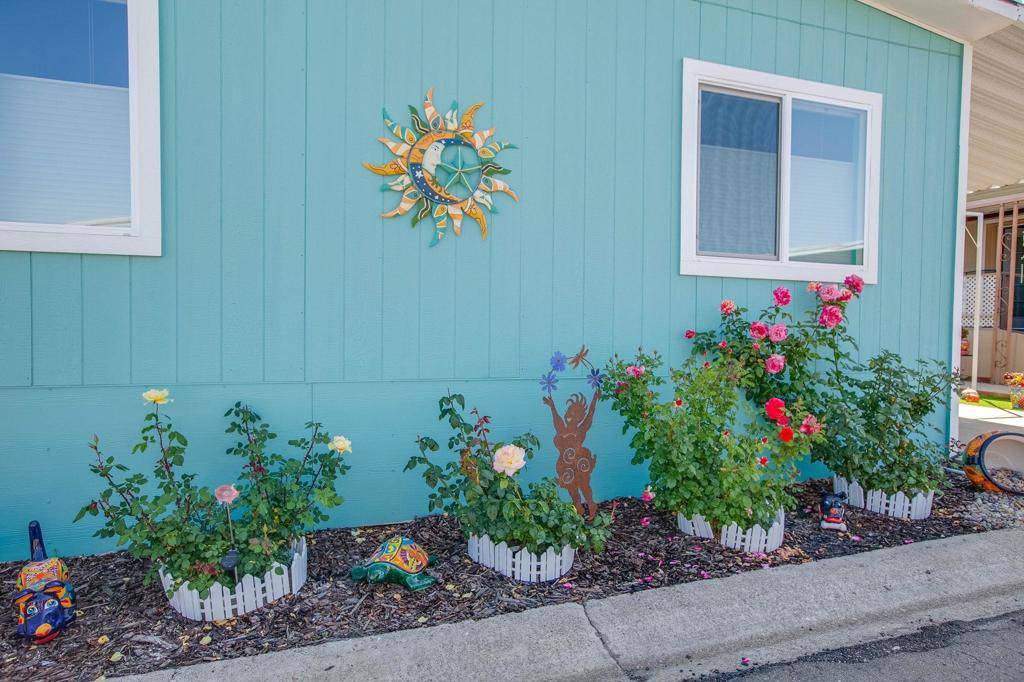Ramona, CA 92065,1212 H St #187