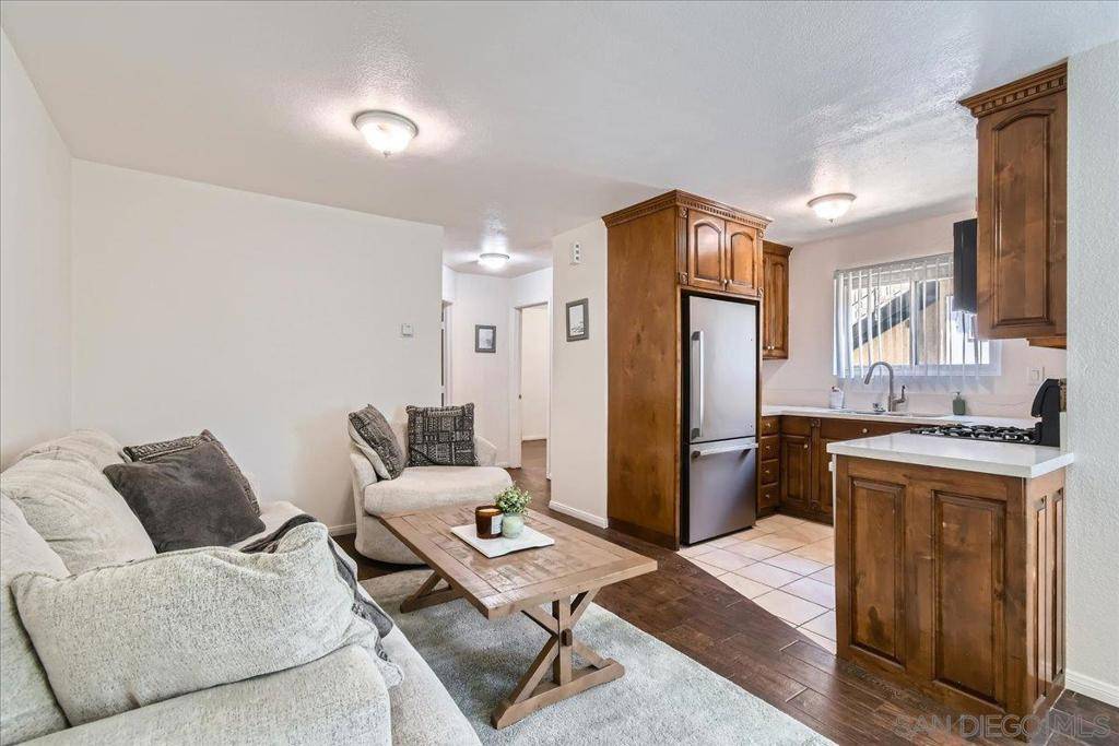 San Diego, CA 92113,3770 National Avenue #2