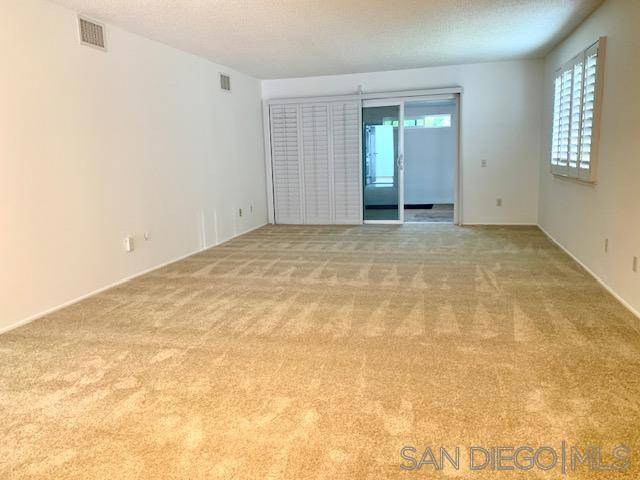 San Diego, CA 92128,16599 Caminito Vecinos #5