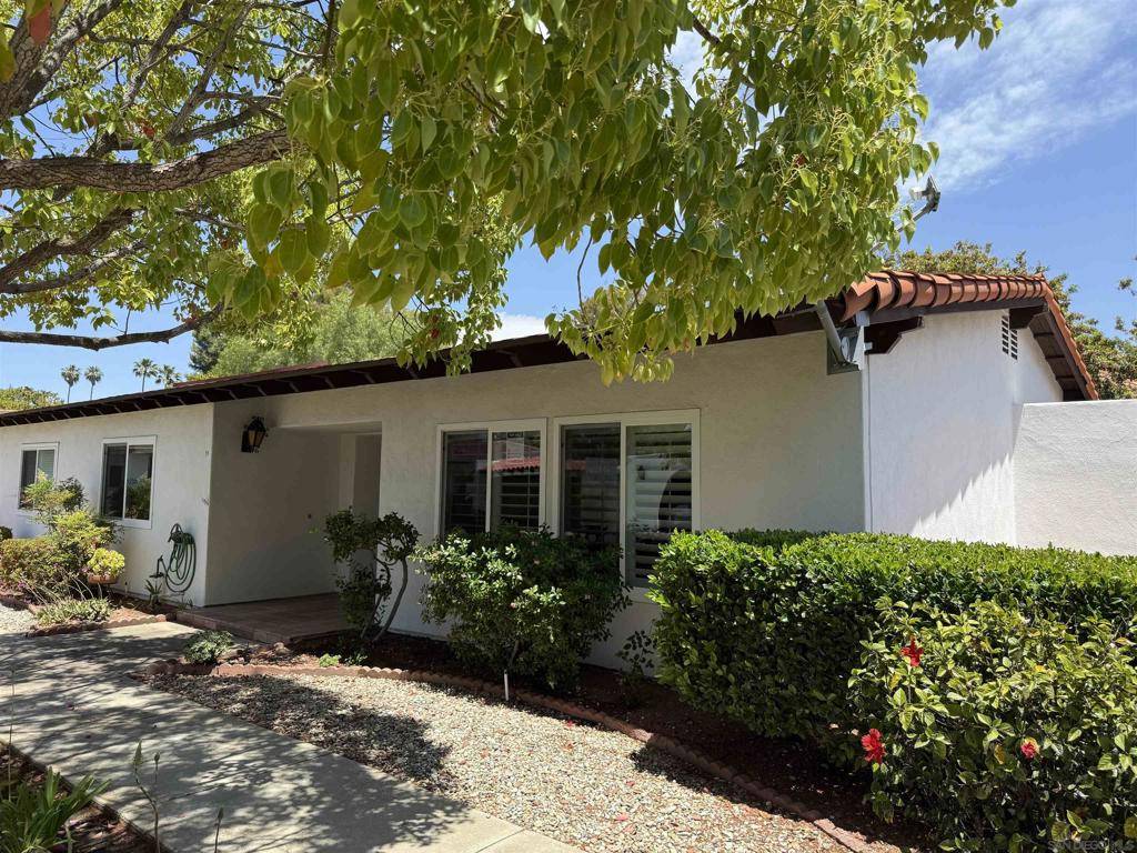 San Diego, CA 92128,16533 Caminito Vecinos #53