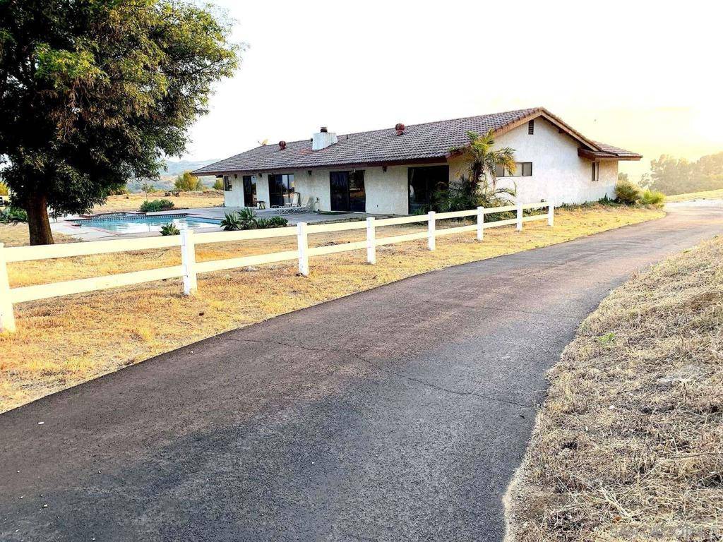 Castaic, CA 91384,30809 Desert Shadow Rd