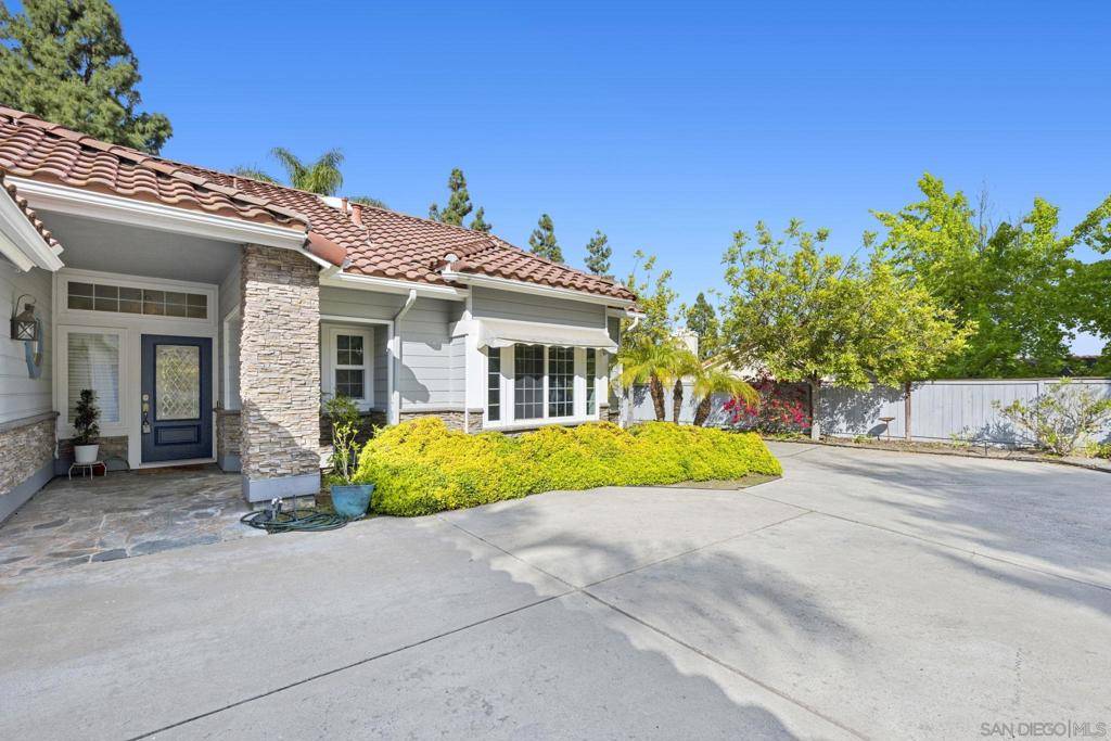 Escondido, CA 92029,2241 Willowbrook St