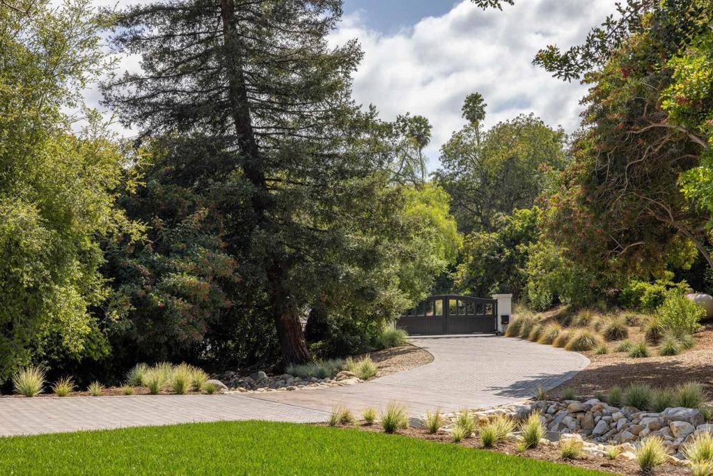 Rancho Santa Fe, CA 92067,16827 Via De La Valle