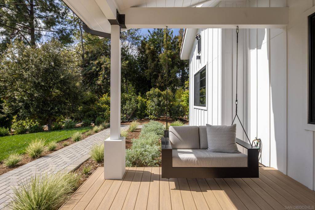 Rancho Santa Fe, CA 92067,16827 Via De La Valle