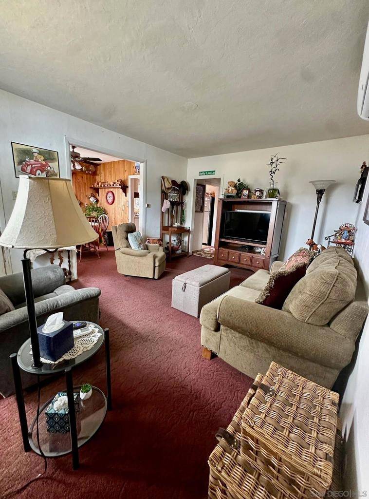Lemon Grove, CA 91945,7363 Mount Vernon St