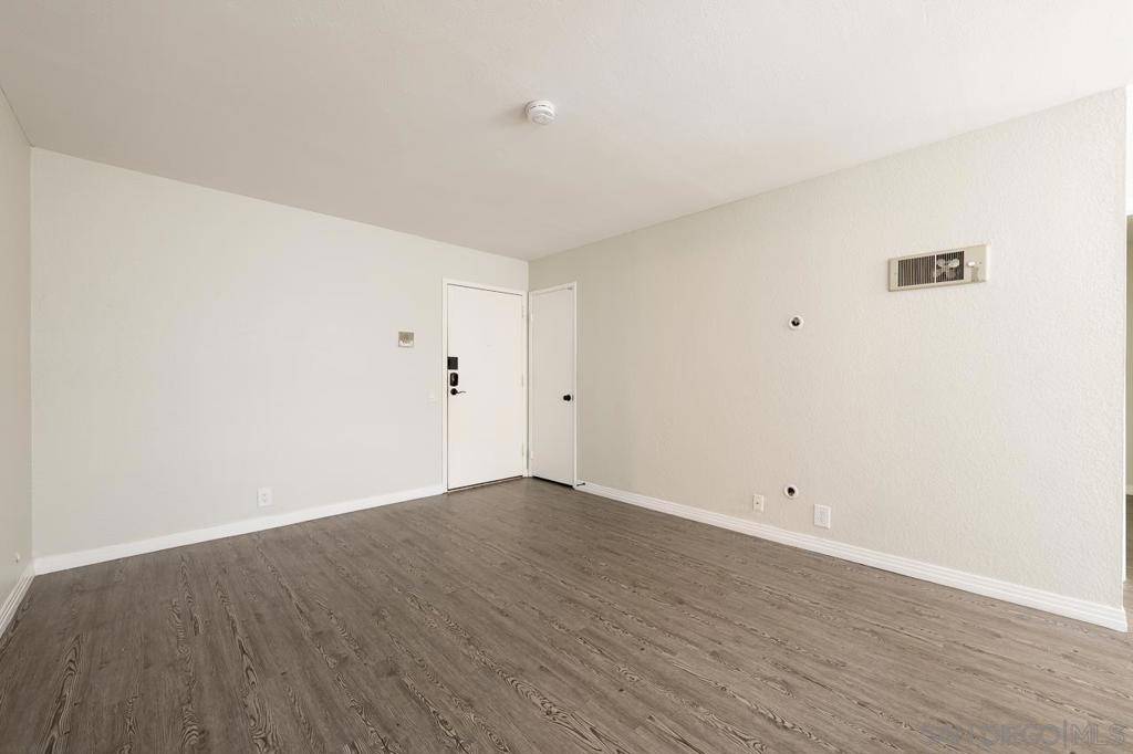 San Diego, CA 92110,3140 Midway Dr #A112