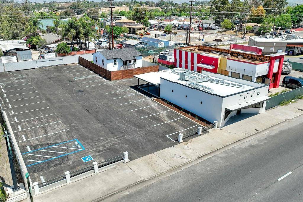 Ramona, CA 92065,1045 Main