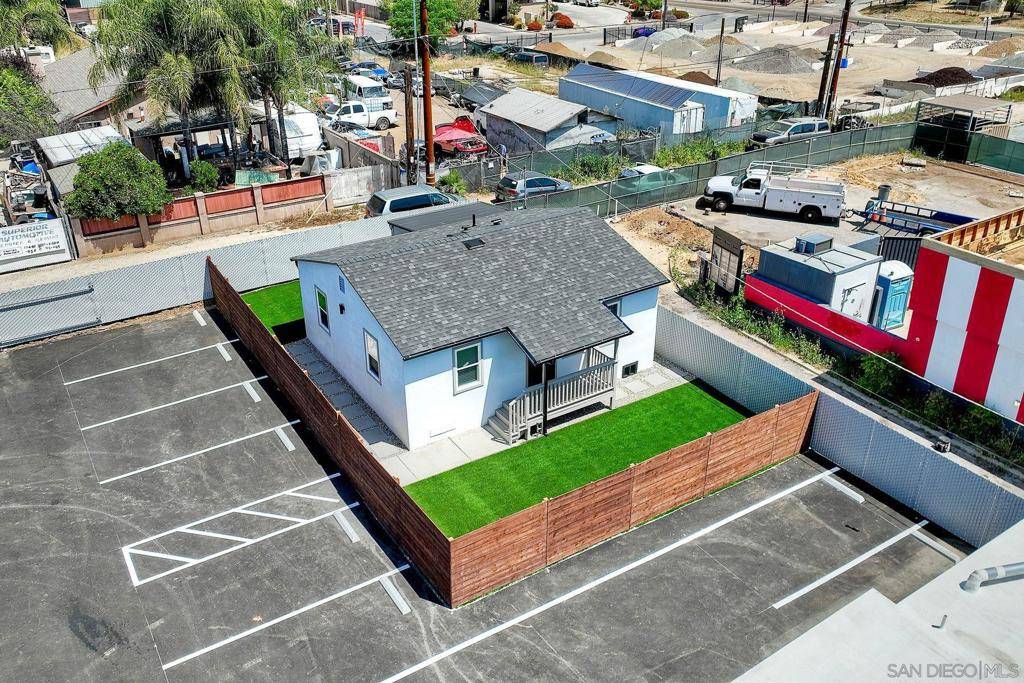 Ramona, CA 92065,1045 Main