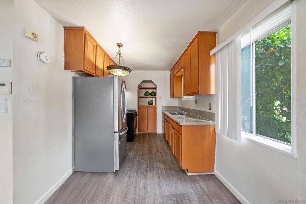 Redlands, CA 92374,1317 Clay St