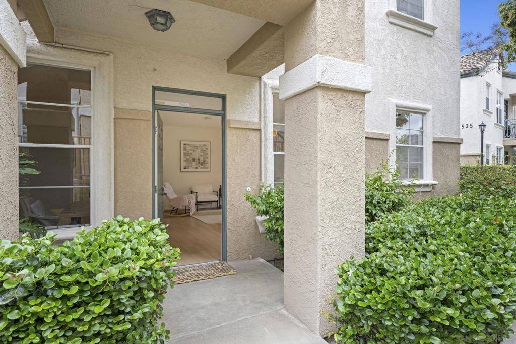 San Diego, CA 92130,3537 Caminito El Rincon #259