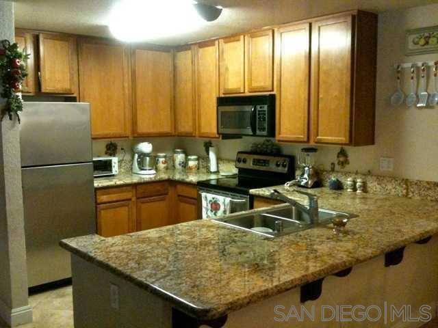 Escondido, CA 92026,1075 N Escondido Blvd #104