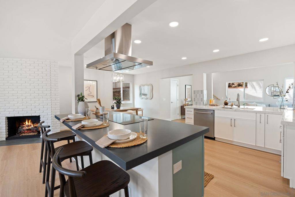 Carlsbad, CA 92008,3910 Adams Street