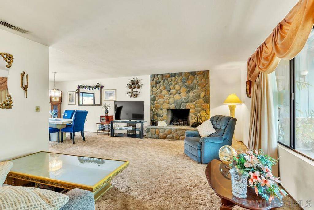 La Mesa, CA 91941,4306 Merritt Blvd