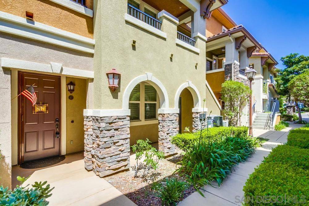 Santee, CA 92071,45 Via Sovana