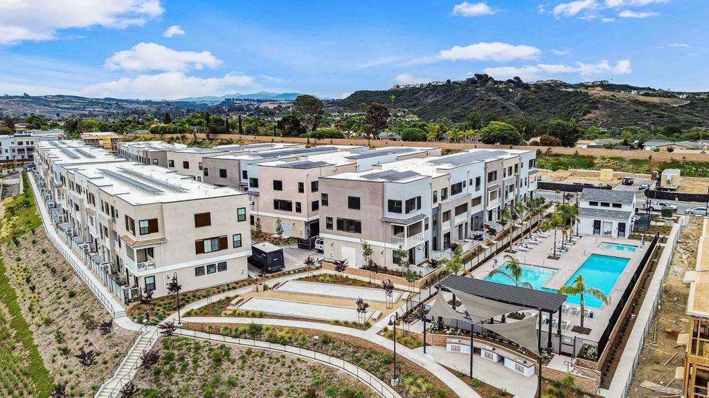 Carlsbad, CA 92008,2581 Broom Ln