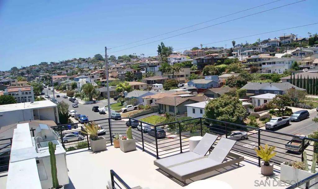 San Diego, CA 92106,3148 Emerson