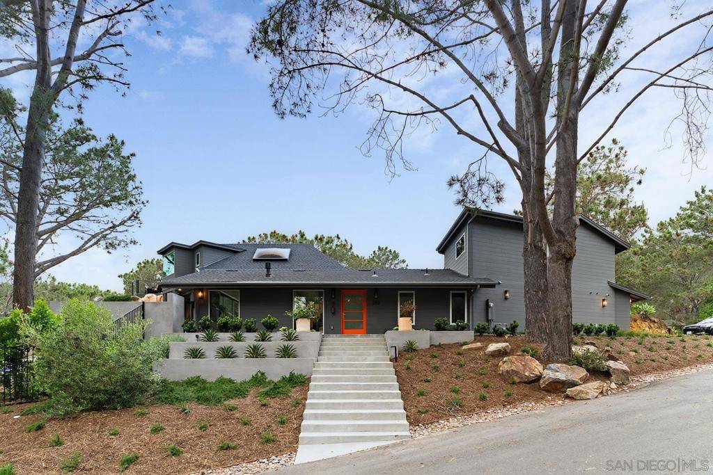 Del Mar, CA 92014,390 Hidden Pines Rd