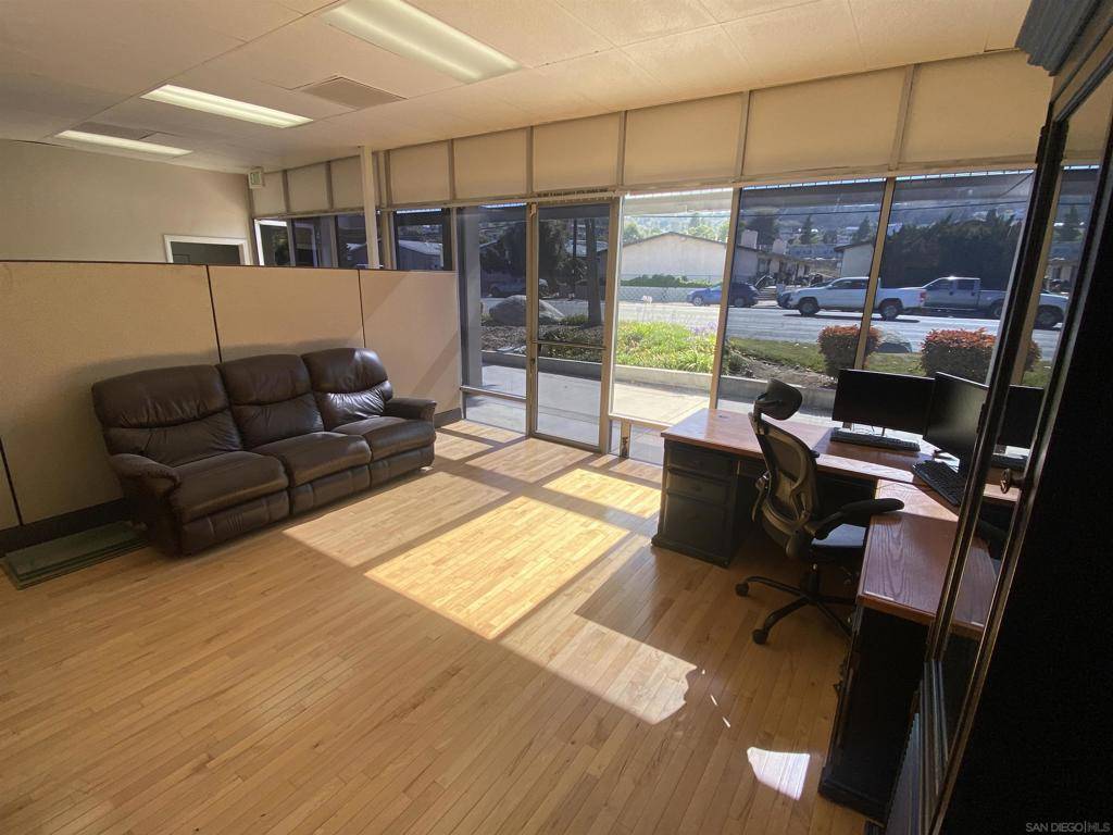 El Cajon, CA 92020,1277 N Cuyamaca St