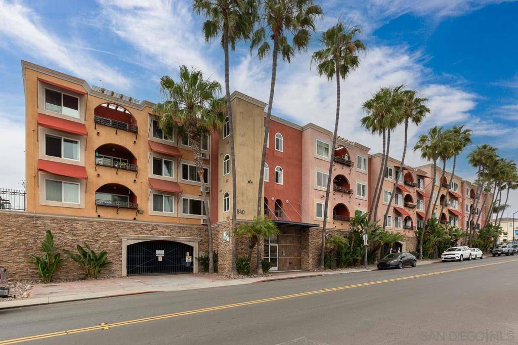 San Diego, CA 92109,840 Turquoise Street #104