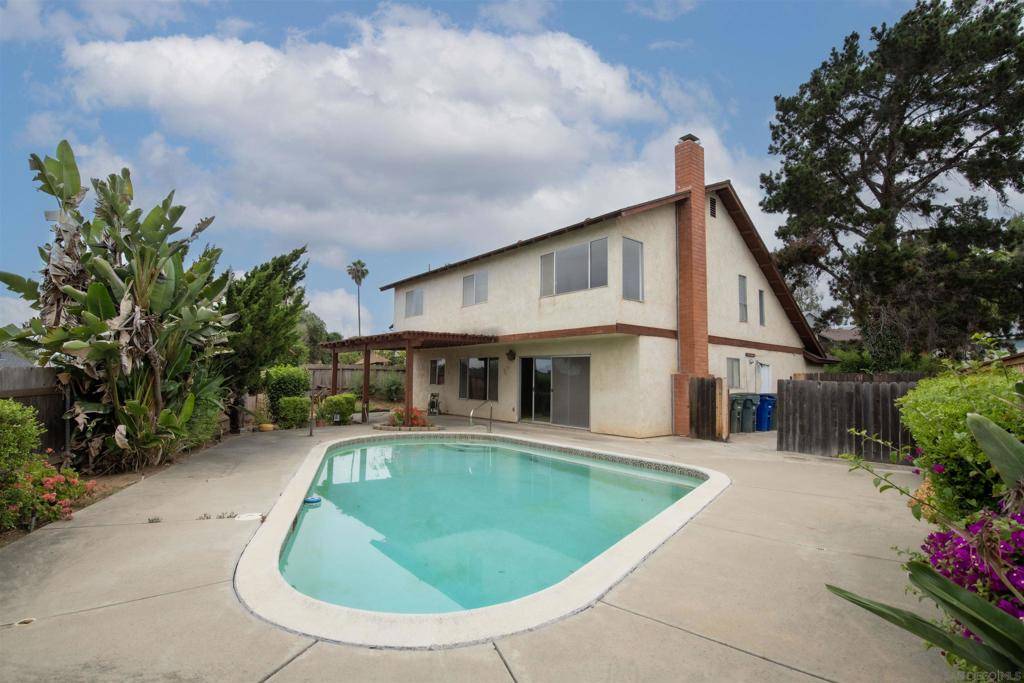 Escondido, CA 92026,1708 Harold Rd