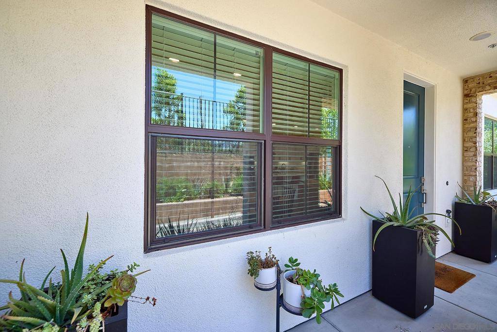 Poway, CA 92064,13070 Olympus Cir #1