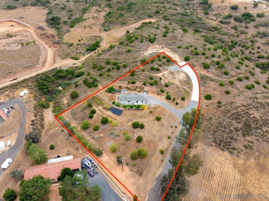 Valley Center, CA 92082,11776 Park Lilac Ln