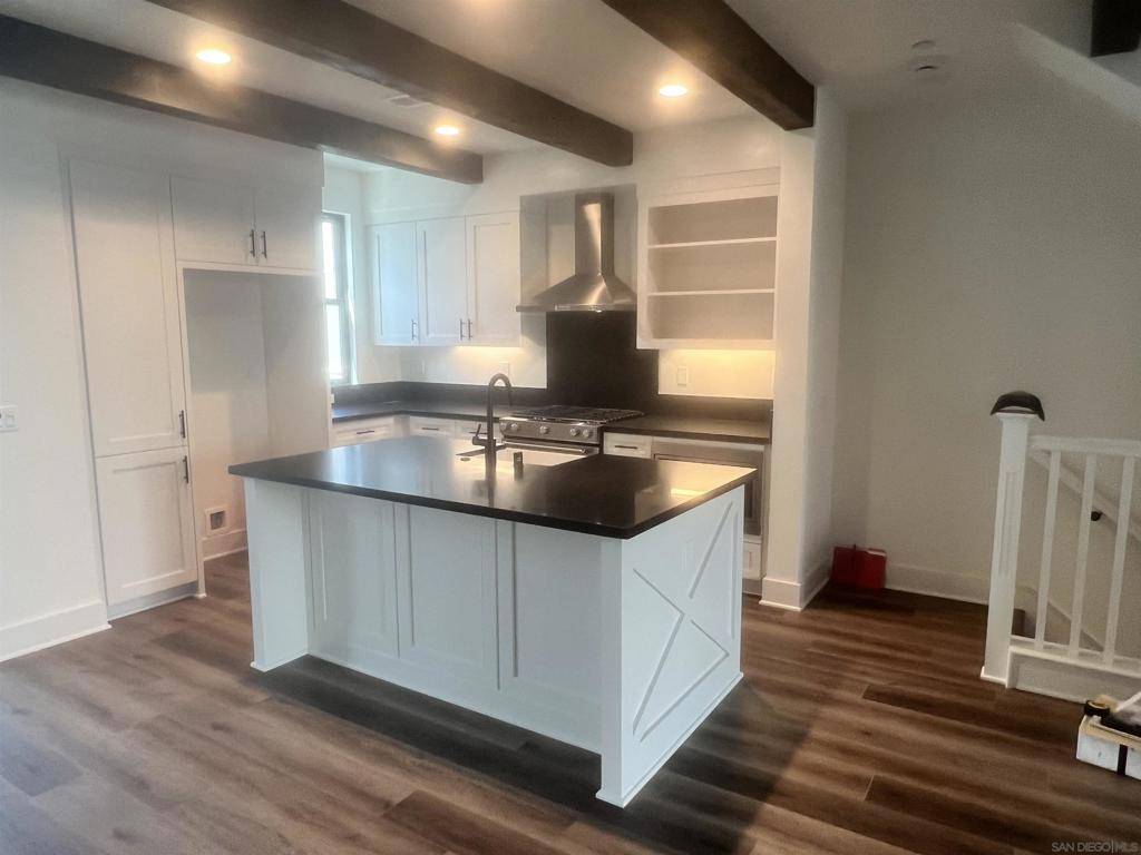 Encinitas, CA 92024,1301 Bergamo Pl #103