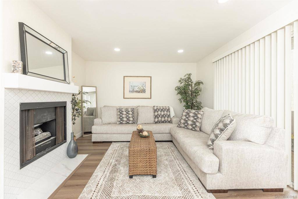 San Diego, CA 92126,10646 Aderman Ave #Apt 21