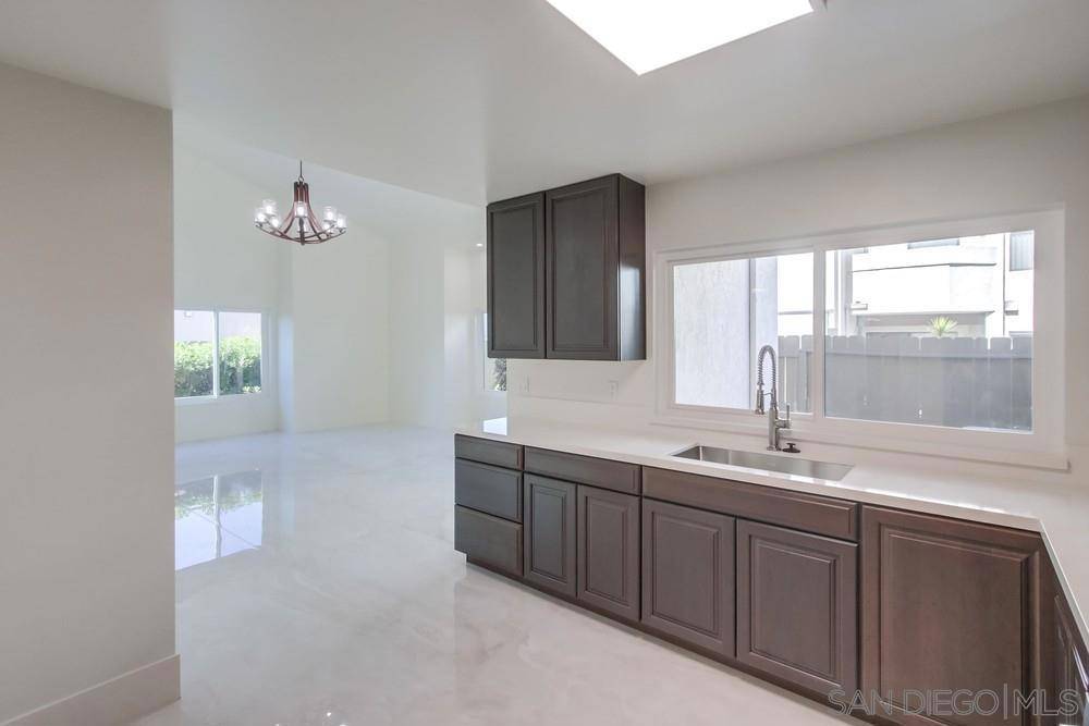 1510 Granite Hills Dr #Unit E El Cajon, CA 92019