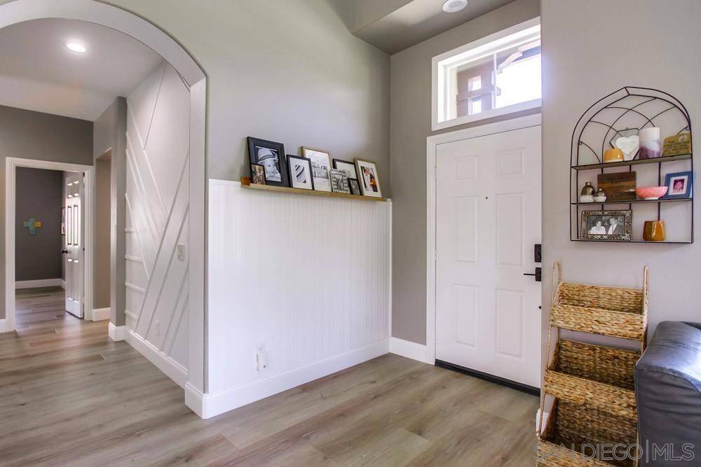 Escondido, CA 92027,3207 Meadow Side Pl