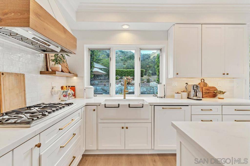 Encinitas, CA 92024,1702 Sienna Canyon Drive