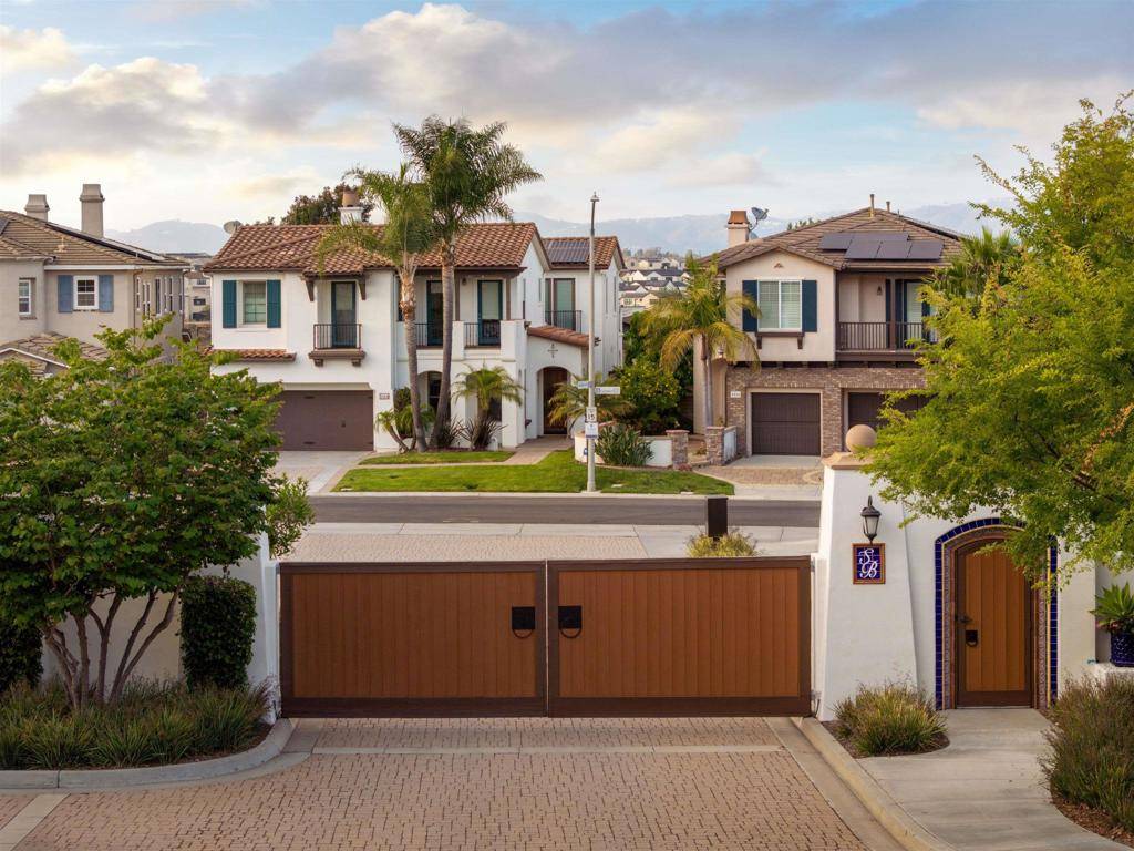 San Diego, CA 92130,5480 Valerio Trl