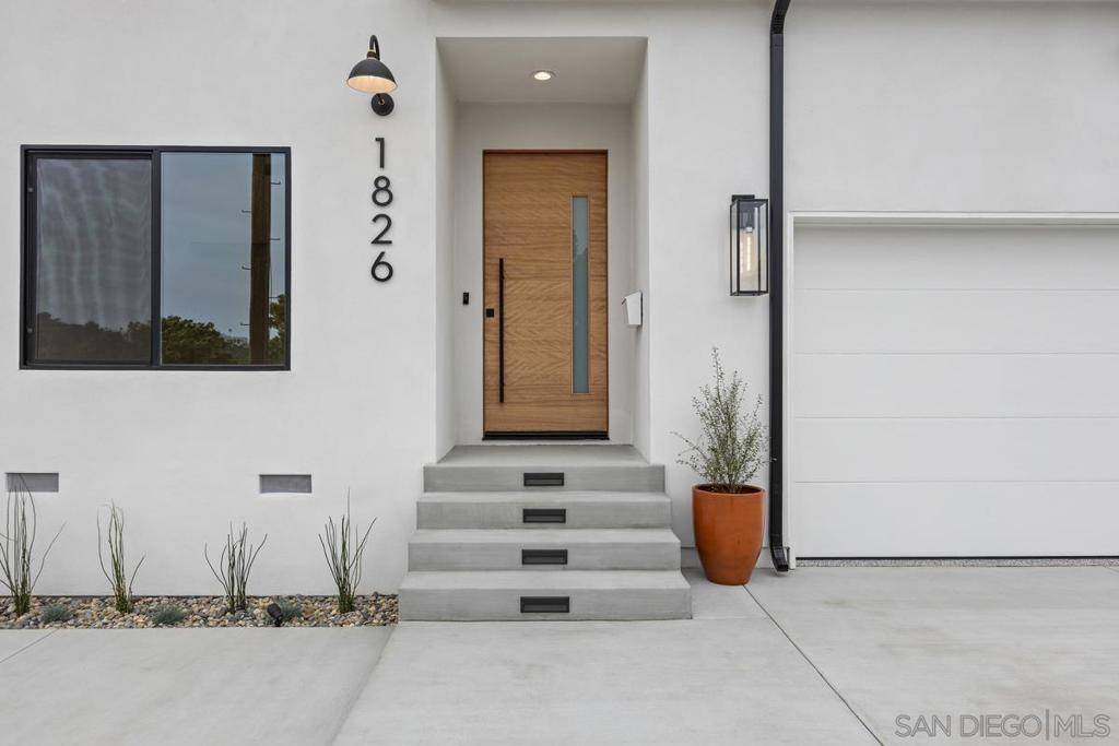 San Diego, CA 92110,1826 Galveston St