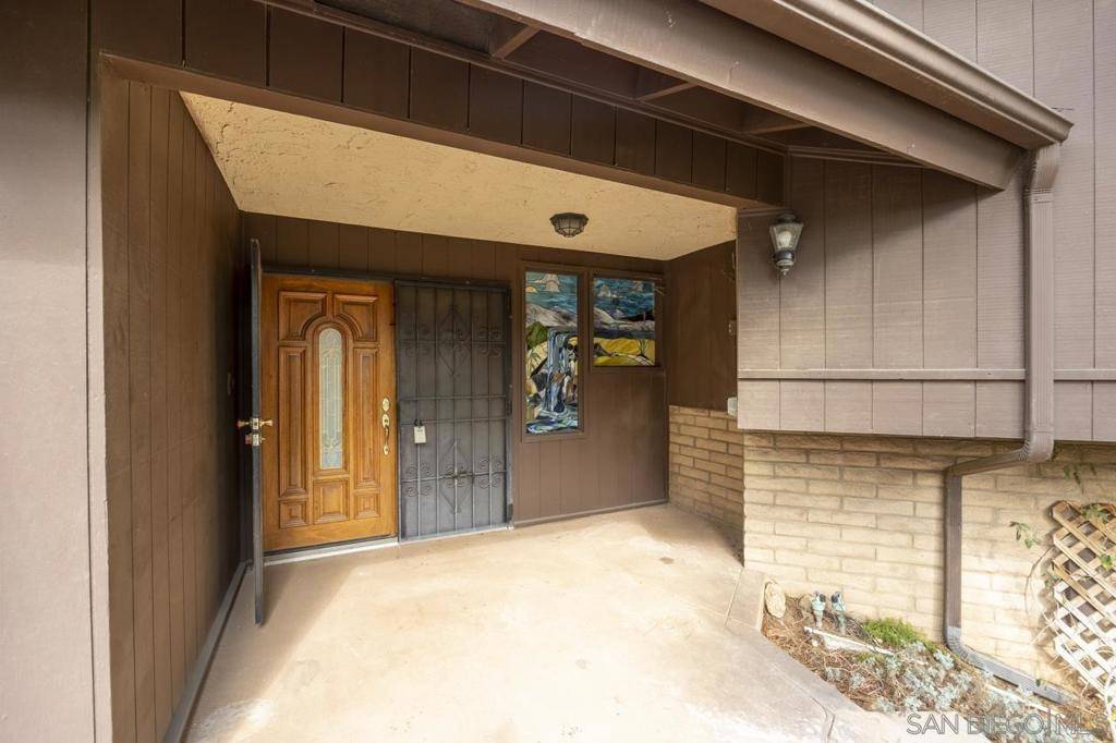 La Mesa, CA 91941,10167 GRANDVIEW DRIVE