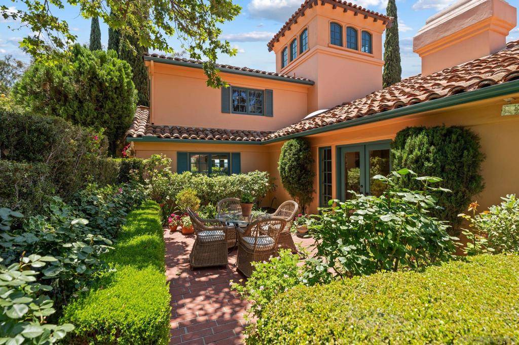 Fallbrook, CA 92028,4425 Brodea Ln