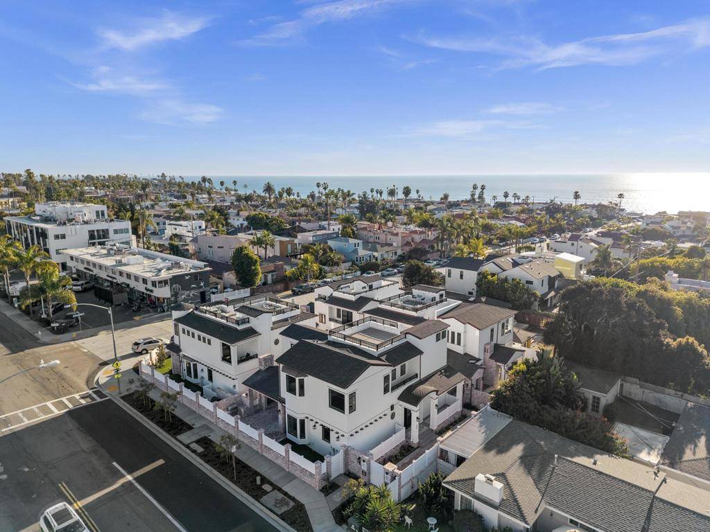 San Diego, CA 92037,464 466 Westbourne