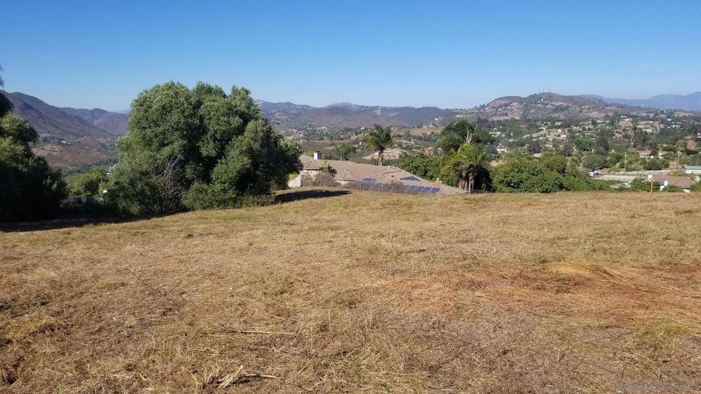 Fallbrook, CA 92028,0 Knoll Park Ln
