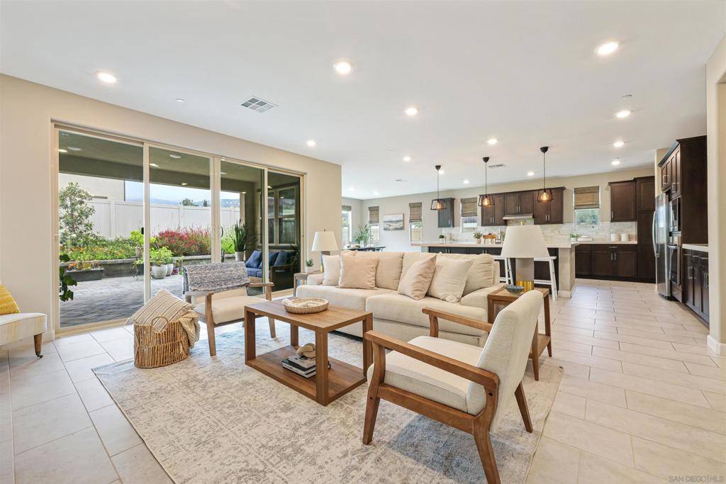 Escondido, CA 92026,1845 Newton Ct