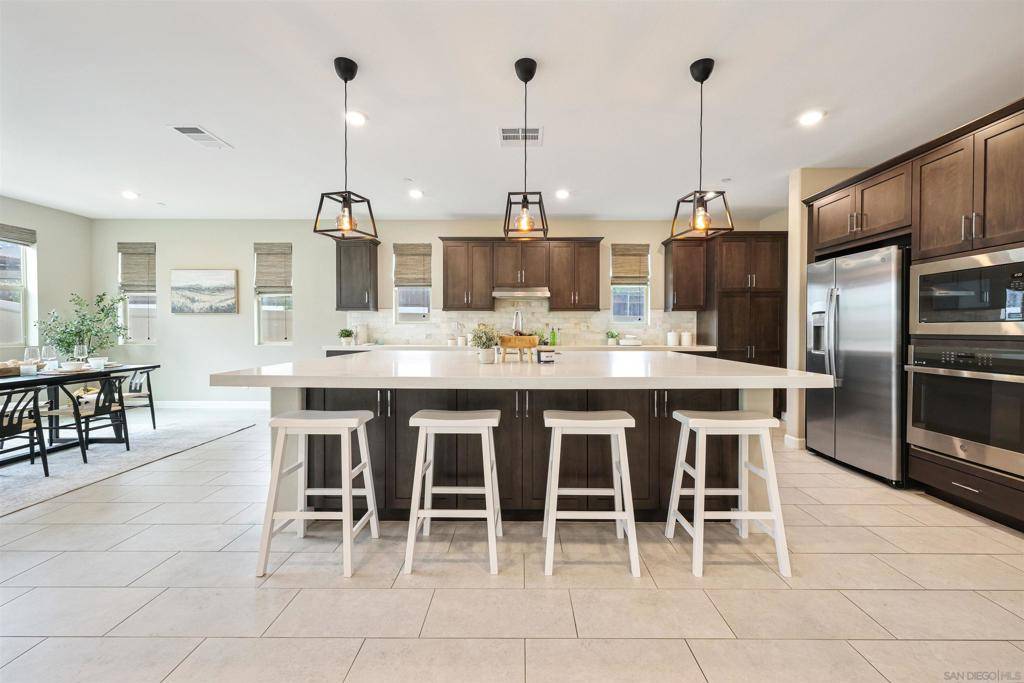 Escondido, CA 92026,1845 Newton Ct