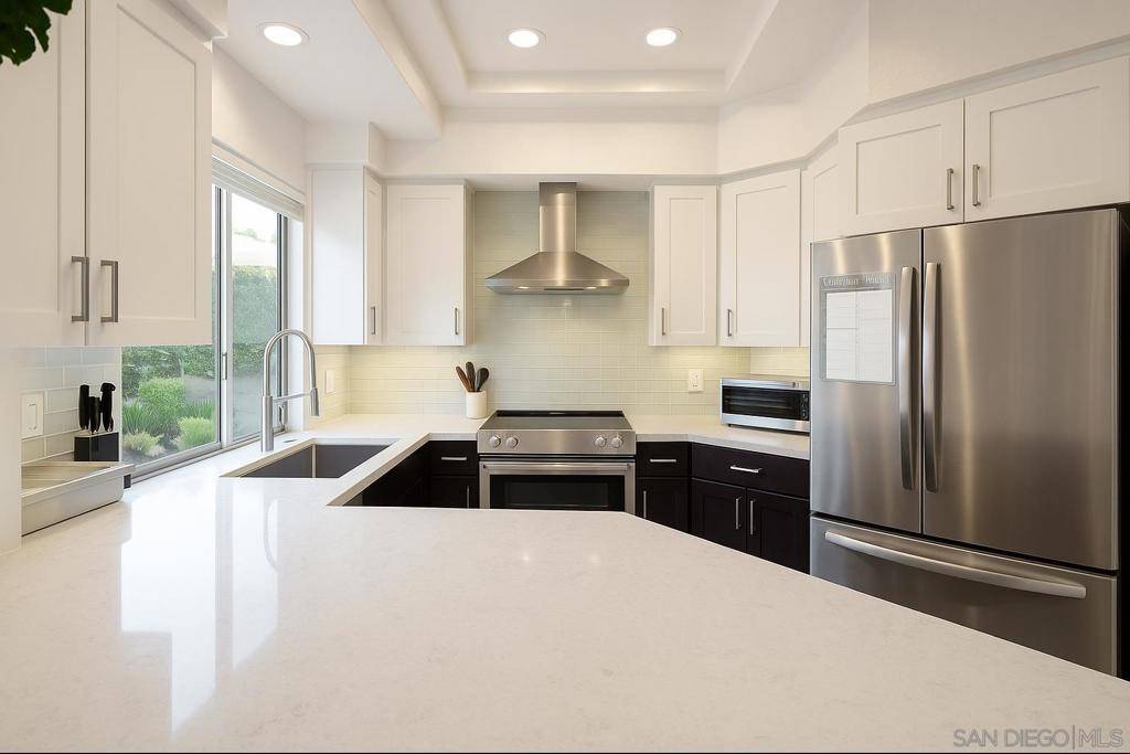San Diego, CA 92122,7214 Shoreline Drive #186