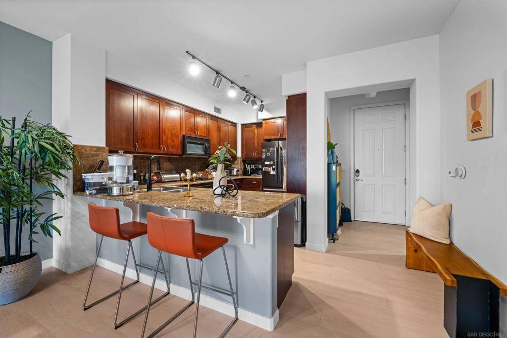 San Diego, CA 92108,8211 Station Village Lane #1304