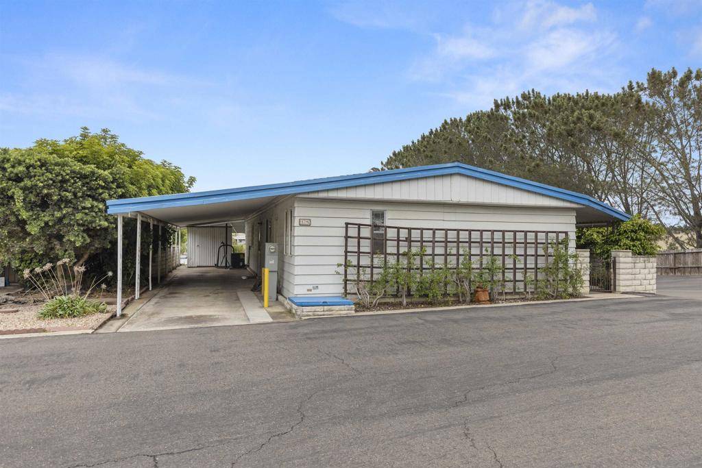 Encinitas, CA 92024,350 N El Camino Real #18