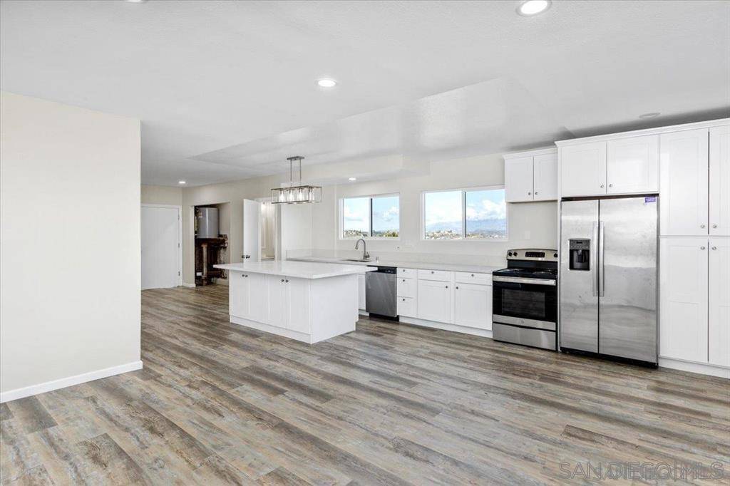 Valley Center, CA 92082,27775 Burnt Mountain Rd