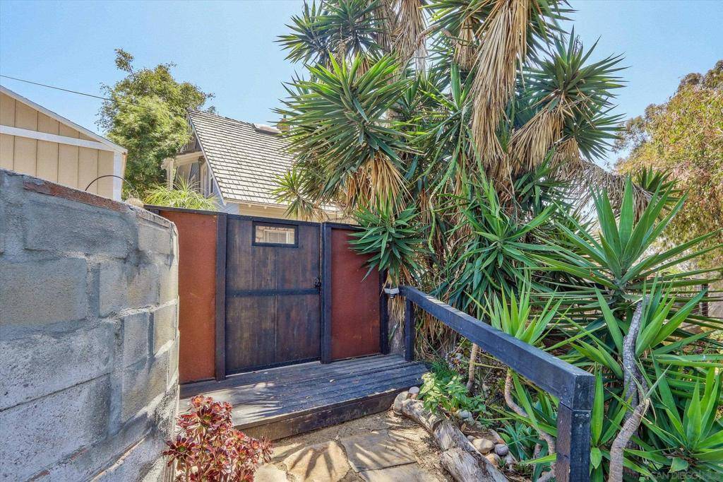 San Diego, CA 92102,1035 Edgemont Place