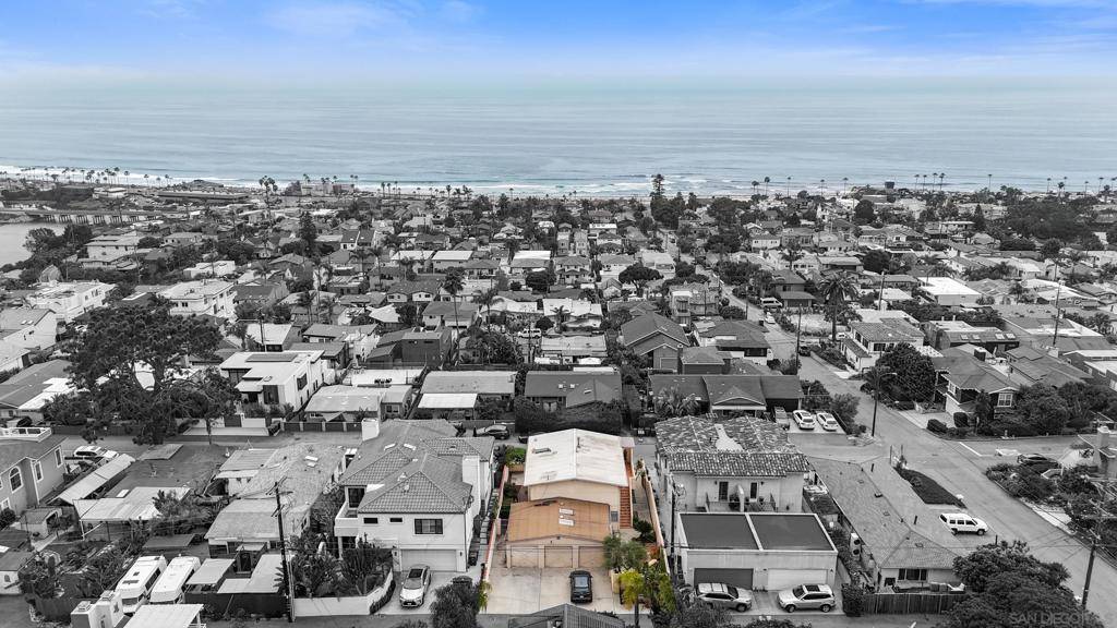 Cardiff By The Sea, CA 92007,2417 19 Oxford Avenue