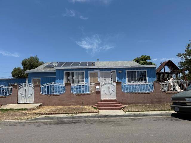San Diego, CA 92105,4546 Redwood St