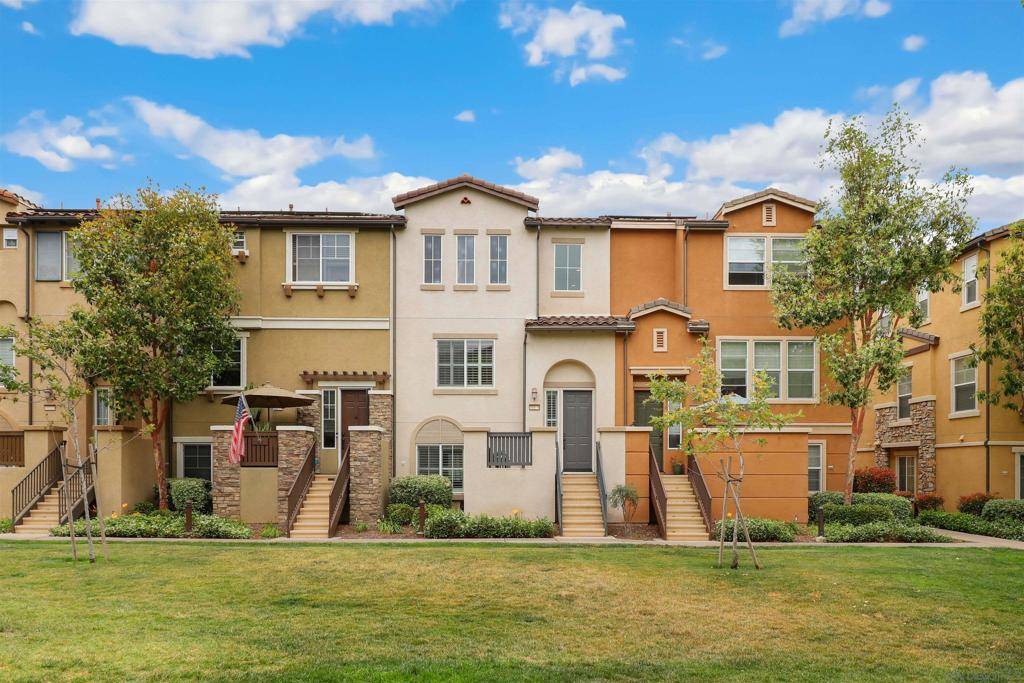 Santee, CA 92071,10140 Star Magnolia Ln