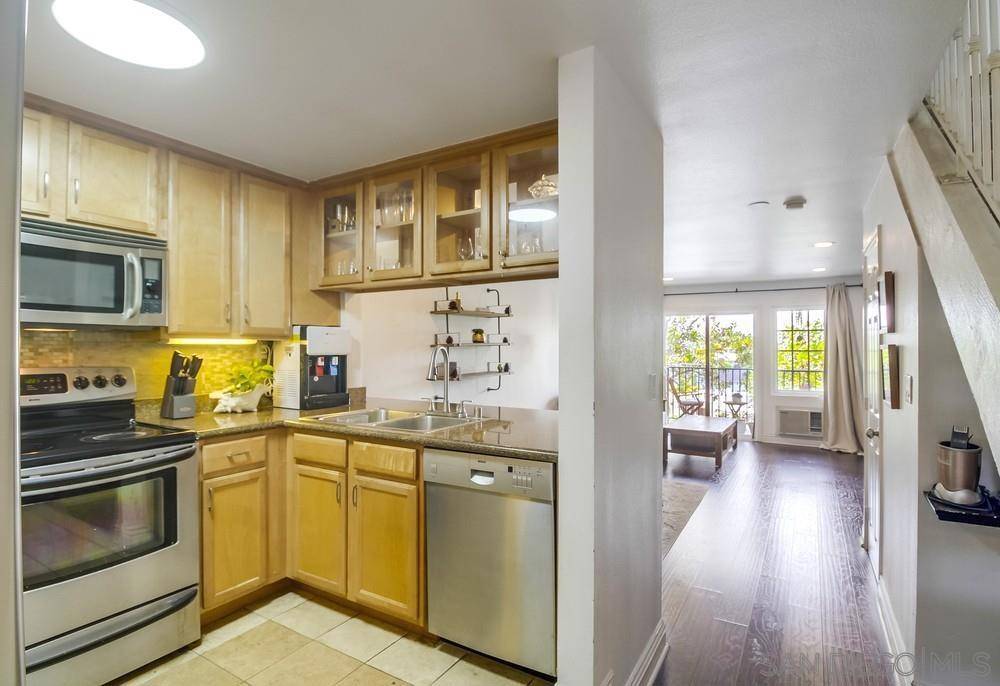 San Diego, CA 92126,10248 Maya Linda Rd. #33