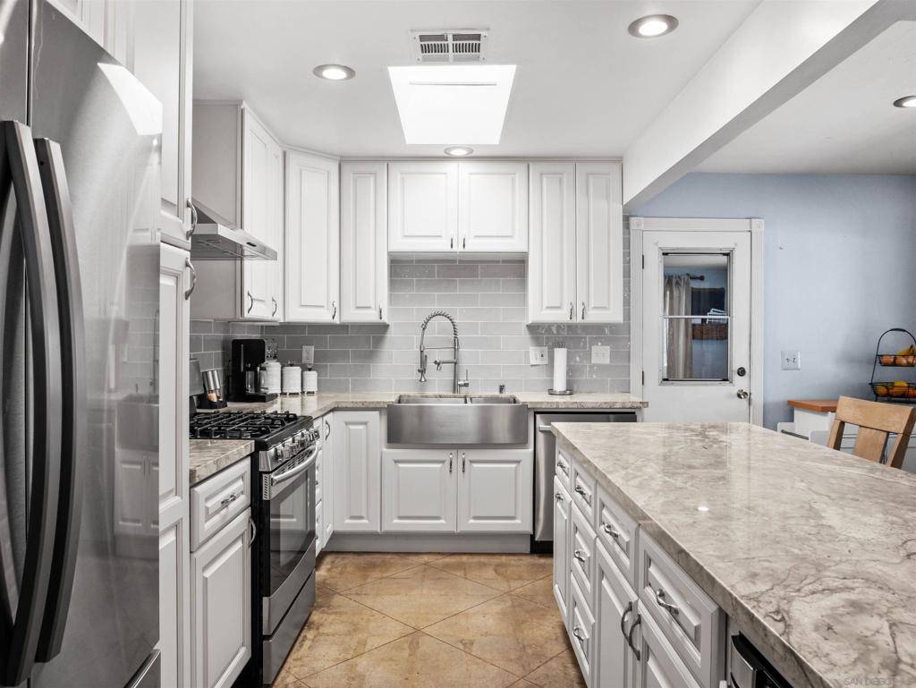 Lakeside, CA 92040,9422 Marilla Dr